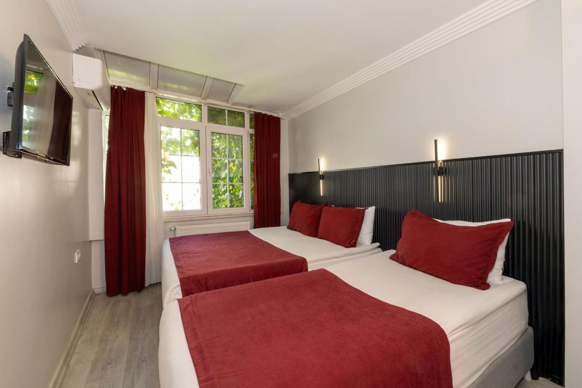 Istanbul Holiday Hotel Отель Стамбул