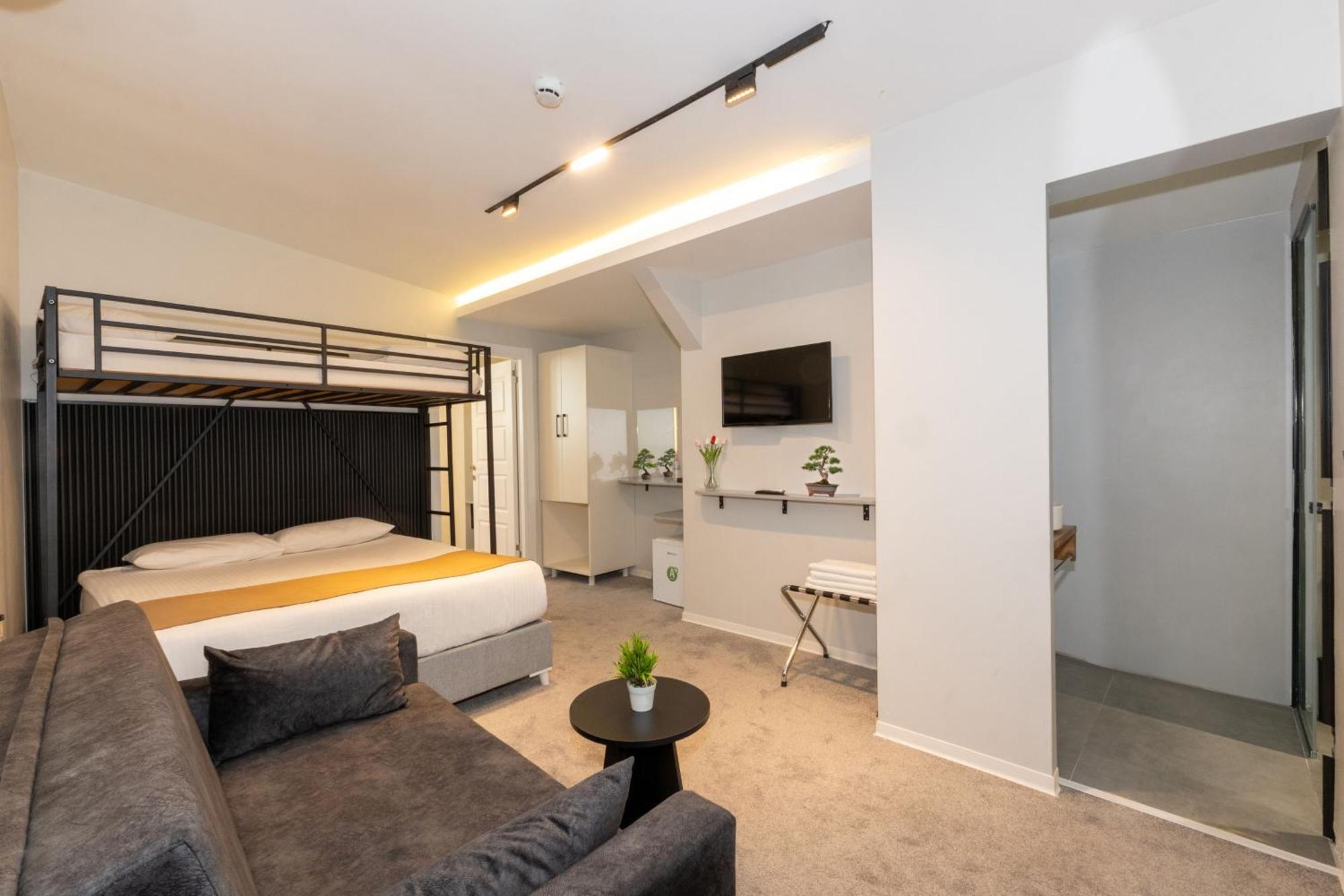 Отель Istanbul Holiday Hotel