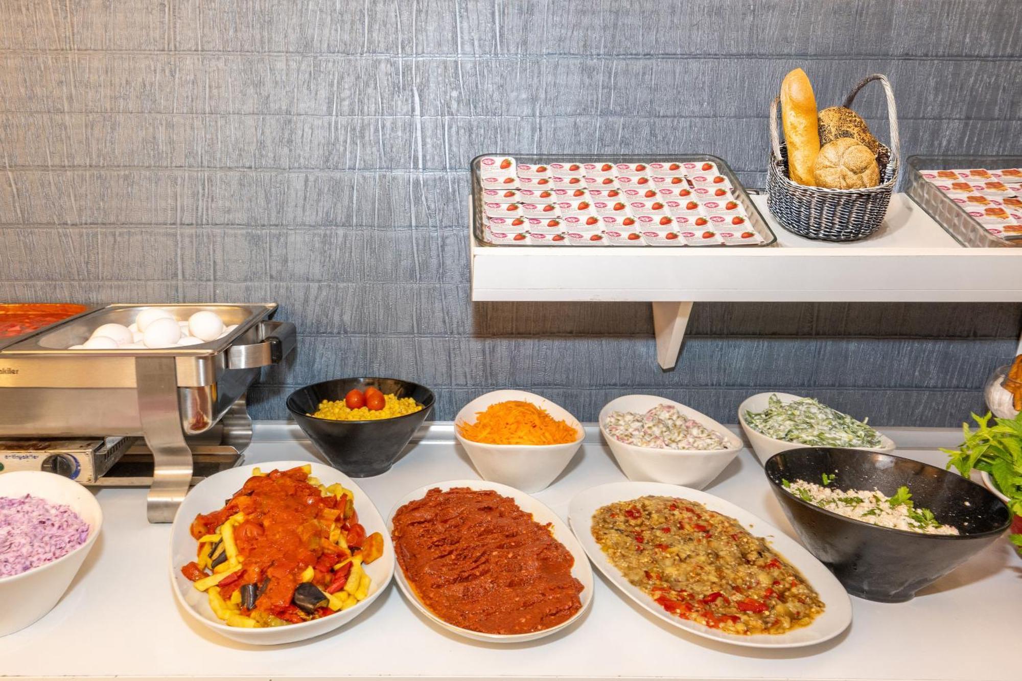 Отель Istanbul Holiday Hotel 3*
