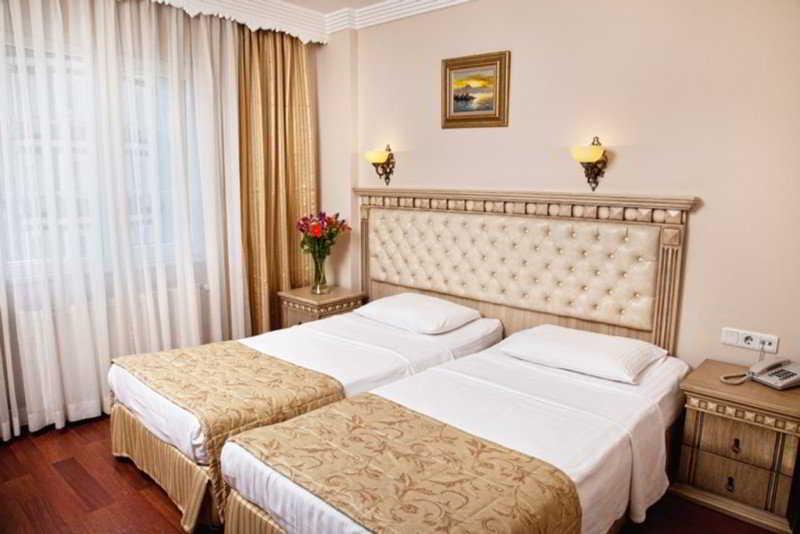 Istanbul Holiday Hotel Hotel